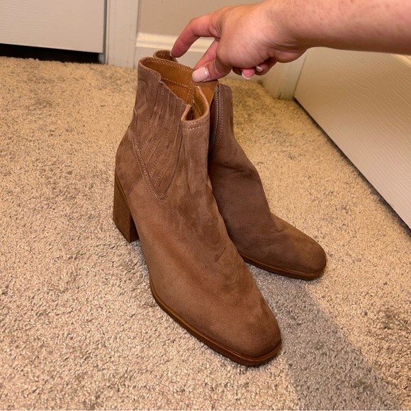 Zodiac Tan Heeled Ankle Boots - Picture 1 of 3